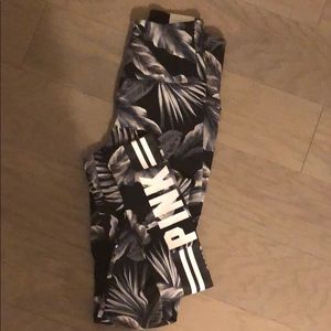 PINK VS Ultimate High- Waste Ankle Legging